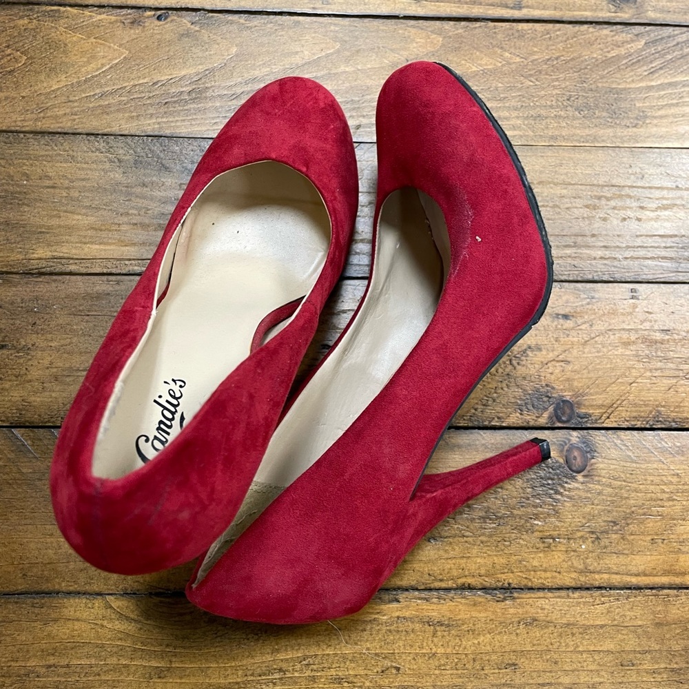 Candies red pumps size 7.5